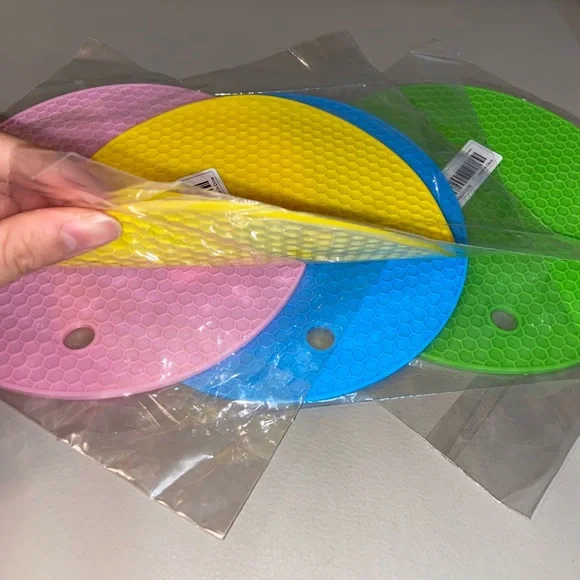 Silicone Insulation Mat Kitchen Table Supplies - 4 counts - Picture 2 of 6